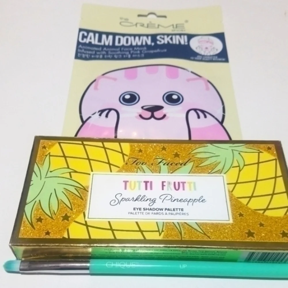 Too Faced Sparkling Pineapple Eyeshadow Bundle